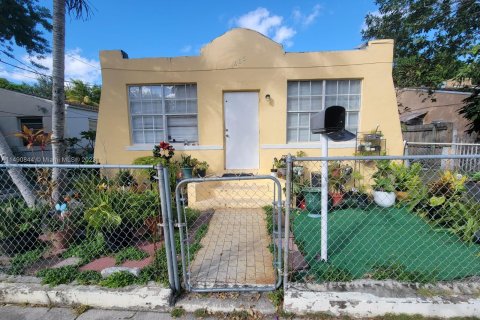 Immobilier commercial à vendre à Miami, Floride: 172.98 m2 № 1316135 - photo 6