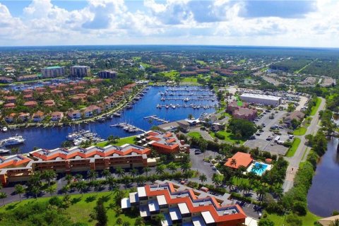 Condominio en alquiler en Punta Gorda, Florida, 2 dormitorios, 82.68 m2 № 230876 - foto 21