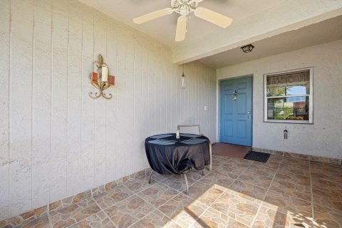 Villa ou maison à vendre à Delray Beach, Floride: 2 chambres, 141.86 m2 № 1116828 - photo 25