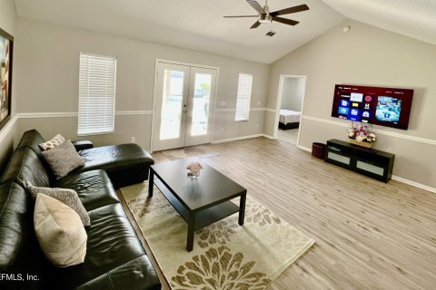 Villa ou maison à louer à Jacksonville, Floride: 3 chambres, 172.61 m2 № 801025 - photo 21