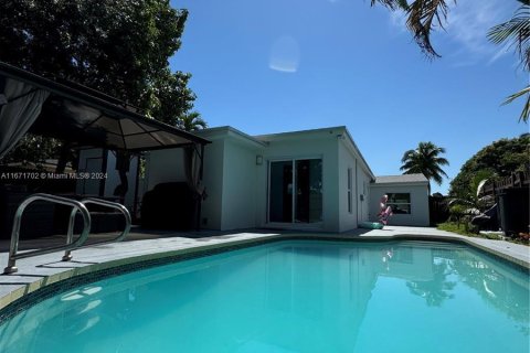 Casa en venta en North Miami Beach, Florida, 3 dormitorios, 126.35 m2 № 1391931 - foto 20