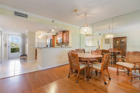 Copropriété à vendre à Bradenton, Floride: 2 chambres, 118.91 m2 № 1376431 - photo 5