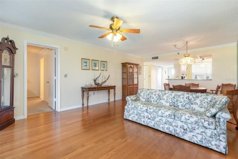 Copropriété à vendre à Bradenton, Floride: 2 chambres, 118.91 m2 № 1376431 - photo 4