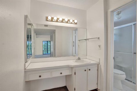 Condo in Plantation, Florida, 2 bedrooms  № 1178477 - photo 8