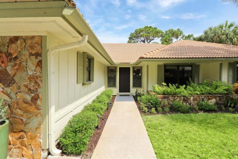 House in Jupiter, Florida 3 bedrooms, 180.23 sq.m. № 1178523 - photo 4