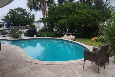 Villa ou maison à vendre à Wilton Manors, Floride: 7 chambres, 340.86 m2 № 873235 - photo 5