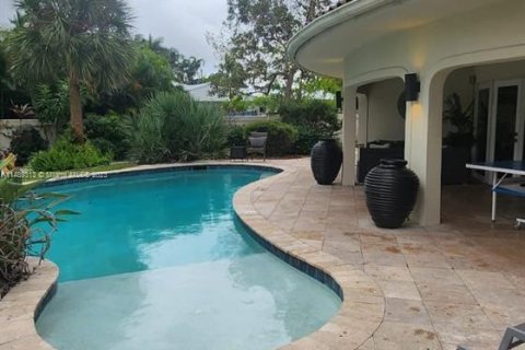 House in Wilton Manors, Florida 7 bedrooms, 340.86 sq.m. № 873235 - photo 3