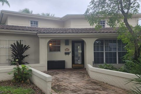 Casa en venta en Wilton Manors, Florida, 7 dormitorios, 340.86 m2 № 873235 - foto 1