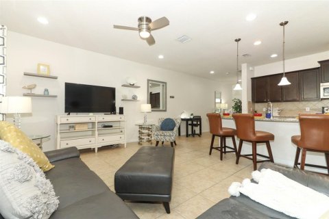 Adosado en venta en Kissimmee, Florida, 4 dormitorios, 195.28 m2 № 1353698 - foto 8