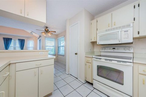 Copropriété à vendre à New Port Richey, Floride: 2 chambres, 80.45 m2 № 1353699 - photo 10