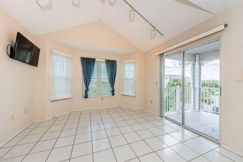 Copropriété à vendre à New Port Richey, Floride: 2 chambres, 80.45 m2 № 1353699 - photo 14