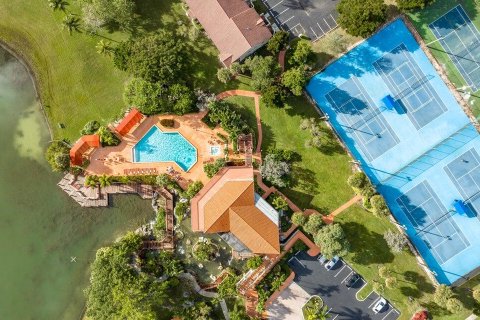 Copropriété à vendre à Deerfield Beach, Floride: 2 chambres, 102.19 m2 № 1141219 - photo 4