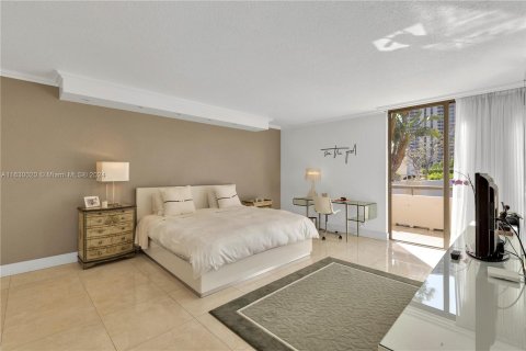 Condo in Aventura, Florida, 2 bedrooms  № 1291532 - photo 4