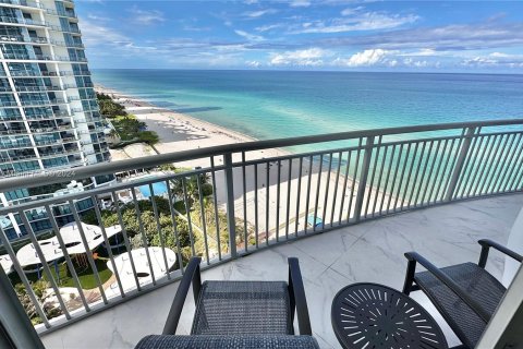 Condo in Sunny Isles Beach, Florida, 3 bedrooms  № 1328580 - photo 18