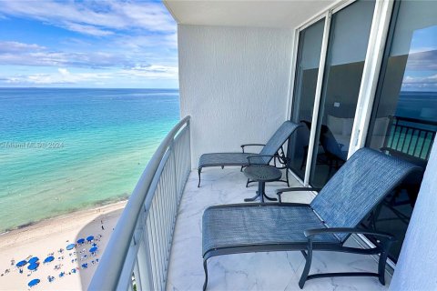 Condo in Sunny Isles Beach, Florida, 3 bedrooms  № 1328580 - photo 20