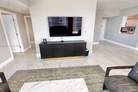 Condo in Sunny Isles Beach, Florida, 3 bedrooms  № 1328580 - photo 15