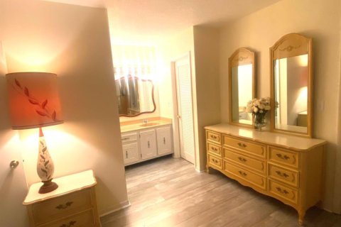 Condo in Delray Beach, Florida, 1 bedroom  № 919762 - photo 11