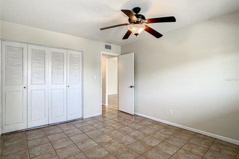 Condominio en venta en Tampa, Florida, 2 dormitorios, 87.14 m2 № 907056 - foto 23