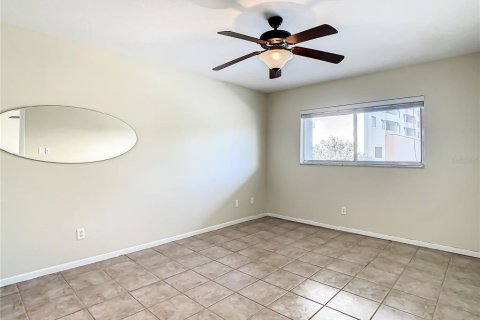 Condominio en venta en Tampa, Florida, 2 dormitorios, 87.14 m2 № 907056 - foto 19