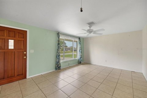 Villa ou maison à vendre à Port Charlotte, Floride: 2 chambres, 145.67 m2 № 1381061 - photo 5