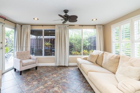 Casa en venta en Wilton Manors, Florida, 3 dormitorios, 144.56 m2 № 1146754 - foto 24