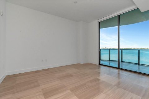 Copropriété à vendre à Tampa, Floride: 2 chambres, 223.43 m2 № 1352665 - photo 19