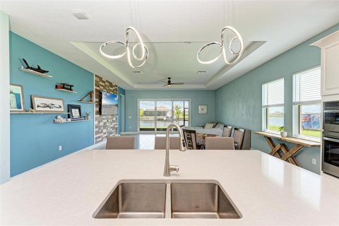 Villa ou maison à vendre à Palmetto, Floride: 2 chambres, 181.81 m2 № 1349889 - photo 21