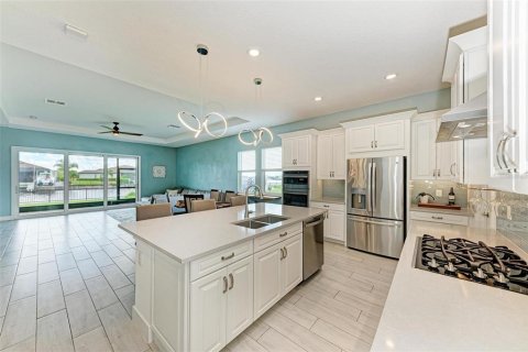 Villa ou maison à vendre à Palmetto, Floride: 2 chambres, 181.81 m2 № 1349889 - photo 13