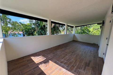 Villa ou maison à vendre à El Portal, Floride: 4 chambres, 198.07 m2 № 1141111 - photo 23