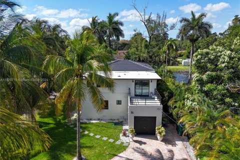 Villa ou maison à vendre à El Portal, Floride: 4 chambres, 198.07 m2 № 1141111 - photo 6
