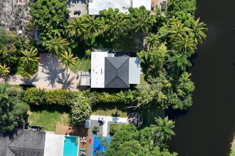 Casa en venta en El Portal, Florida, 4 dormitorios, 198.07 m2 № 1141111 - foto 14