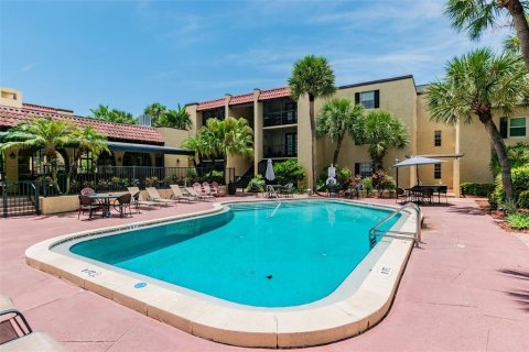 Condo in Tampa, Florida, 1 bedroom  № 1253677 - photo 26