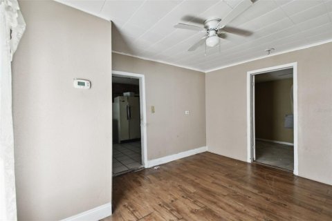 Casa en venta en Tampa, Florida, 3 dormitorios, 116.31 m2 № 1387695 - foto 11