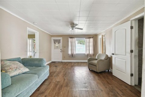 Casa en venta en Tampa, Florida, 3 dormitorios, 116.31 m2 № 1387695 - foto 9