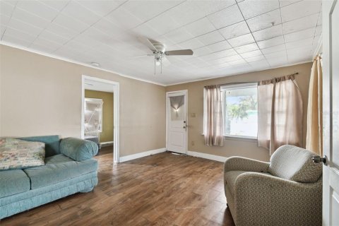 Villa ou maison à vendre à Tampa, Floride: 3 chambres, 116.31 m2 № 1387695 - photo 8