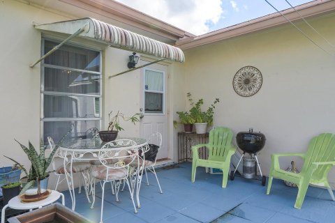 Casa en venta en Tamarac, Florida, 2 dormitorios, 102.56 m2 № 1133166 - foto 10