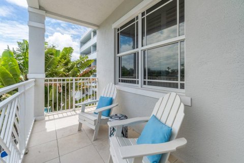 Townhouse in Delray Beach, Florida 4 bedrooms, 340.49 sq.m. № 1133155 - photo 24