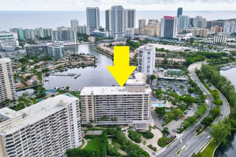 Condominio en venta en Hallandale Beach, Florida, 1 dormitorio, 105.91 m2 № 1174991 - foto 16