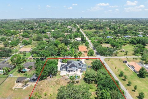 Casa en venta en Davie, Florida, 8 dormitorios, 591.14 m2 № 1175348 - foto 5