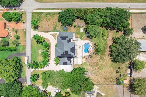 Villa ou maison à vendre à Davie, Floride: 8 chambres, 591.14 m2 № 1175348 - photo 2