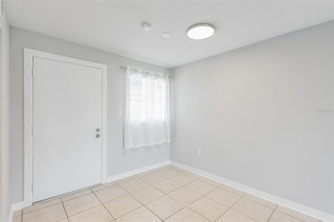 Copropriété à vendre à New Port Richey, Floride: 1 chambre, 68 m2 № 1111781 - photo 5