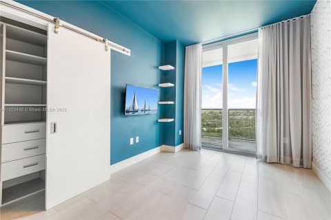 Condominio en venta en Sunrise, Florida, 3 dormitorios, 117.24 m2 № 626722 - foto 20