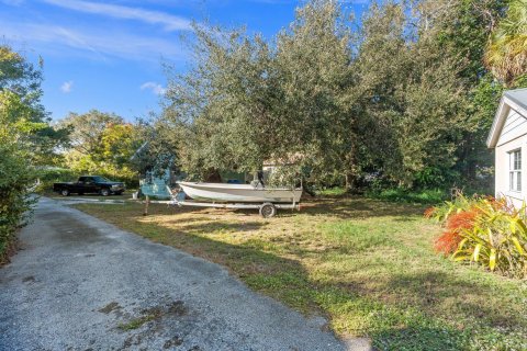 Immobilier commercial à vendre à Vero Beach, Floride: 67.63 m2 № 923994 - photo 12