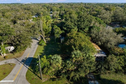 Immobilier commercial à vendre à Vero Beach, Floride: 67.63 m2 № 923994 - photo 25