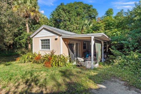 Immobilier commercial à vendre à Vero Beach, Floride: 67.63 m2 № 923994 - photo 13