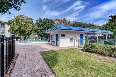 Condo in Coconut Creek, Florida, 2 bedrooms  № 1118230 - photo 21