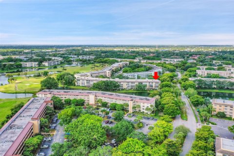 Condo in Coconut Creek, Florida, 2 bedrooms  № 1118230 - photo 7