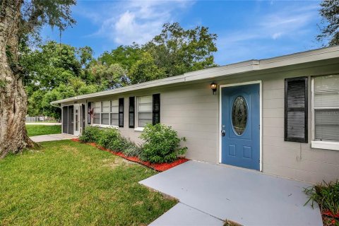 Casa en venta en Zephyrhills, Florida, 3 dormitorios, 108.7 m2 № 1307502 - foto 3