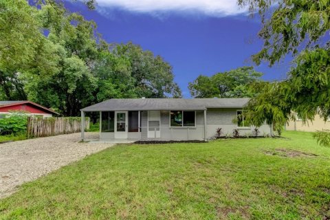 Villa ou maison à vendre à Zephyrhills, Floride: 2 chambres, 62.43 m2 № 1379765 - photo 1