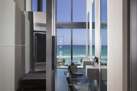 Copropriété à vendre à Sunny Isles Beach, Floride: 3 chambres, 294.59 m2 № 683766 - photo 23